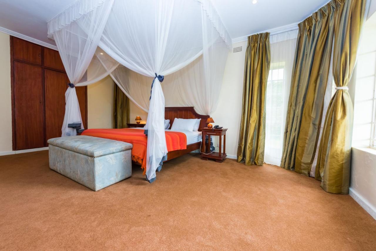 Game Haven Lodge Blantyre Extérieur photo