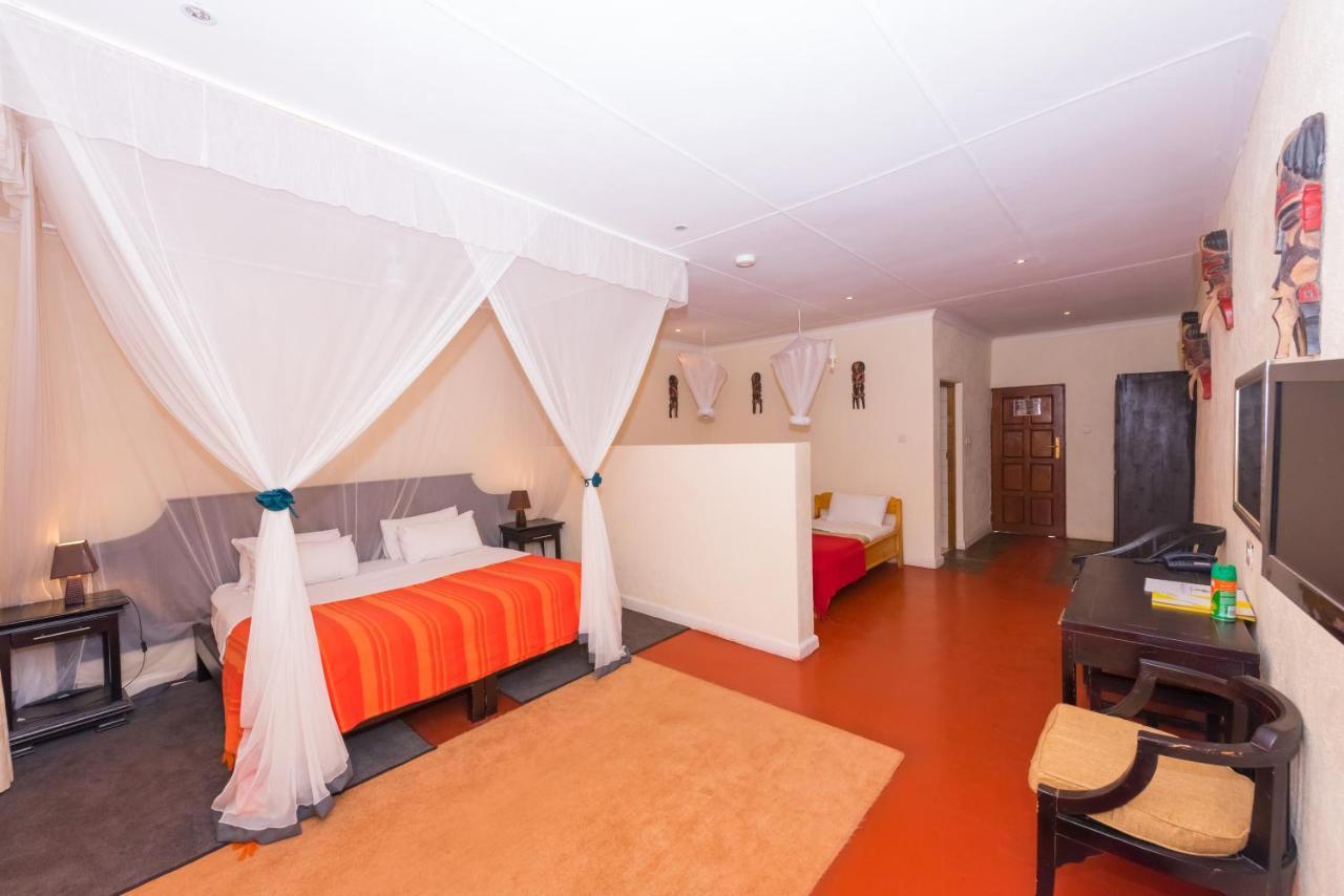 Game Haven Lodge Blantyre Extérieur photo